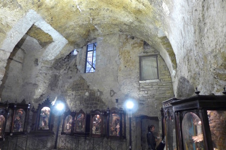 Part of the old theatre. Being used to also show nativity art (which is more varied in Naples)