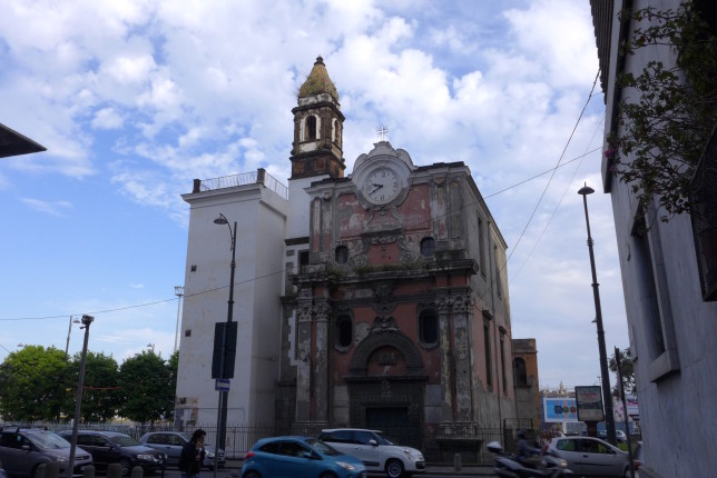 I really liked this old building.