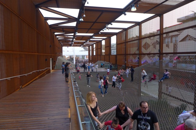 Rope walking entrance to Brazil Pavilion