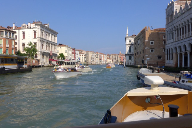 Front seat on a waterbus